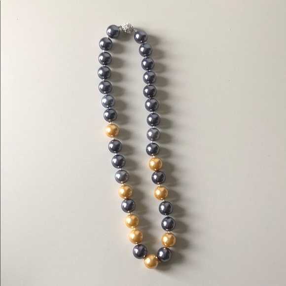 Metallic Pearl Necklace - Picture 2 of 3